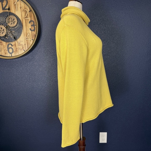 BKg & Company Yellow Turtleneck Sweater, One Size - Picture 5 of 7